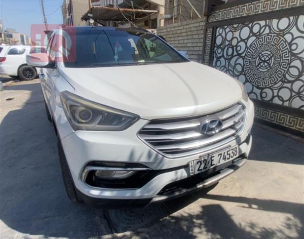 Hyundai Santa Fe 2018 for sale in Iraq - Baghdad